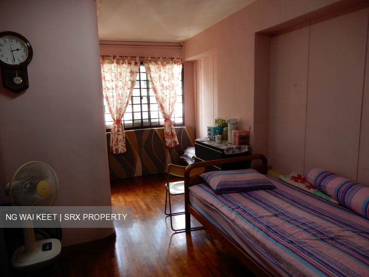 Blk 832 Hougang Central (Hougang), HDB 4 Rooms #198239082